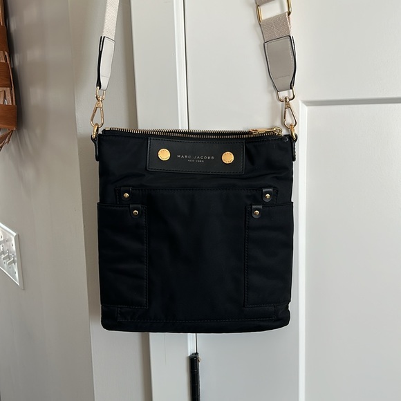 Mark Jacobs Crossbody - Picture 2 of 7